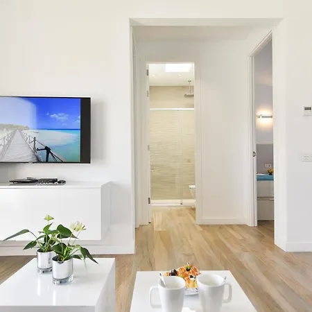 Santa Barbara Emc2 By Villagrancanaria Holiday home