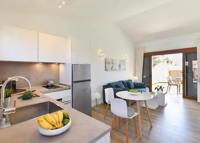 Santa Barbara Emc2 By Villagrancanaria